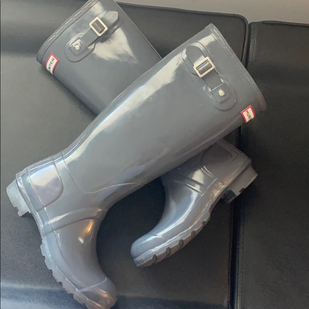 Original gloss hunter boots.